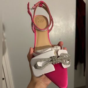 Carmin Hot Pink Heels